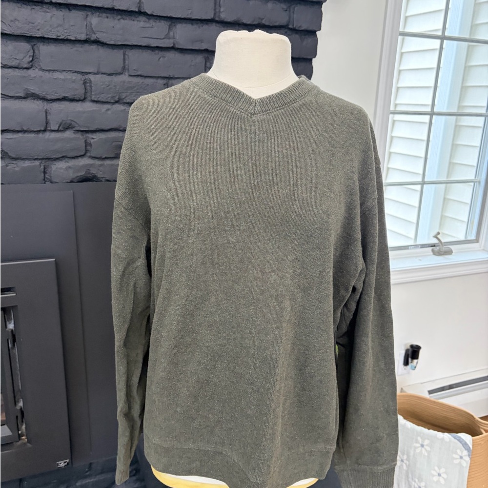 L.L. Bean 100%‎ cotton long sleeved pullover crew neck men’s Large